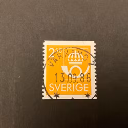 Postens emblem facit 1334 praktstämplat VÄRNAMO 2