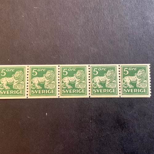 Stående lejon facit nr 143 A cc postfriskt 5-strip