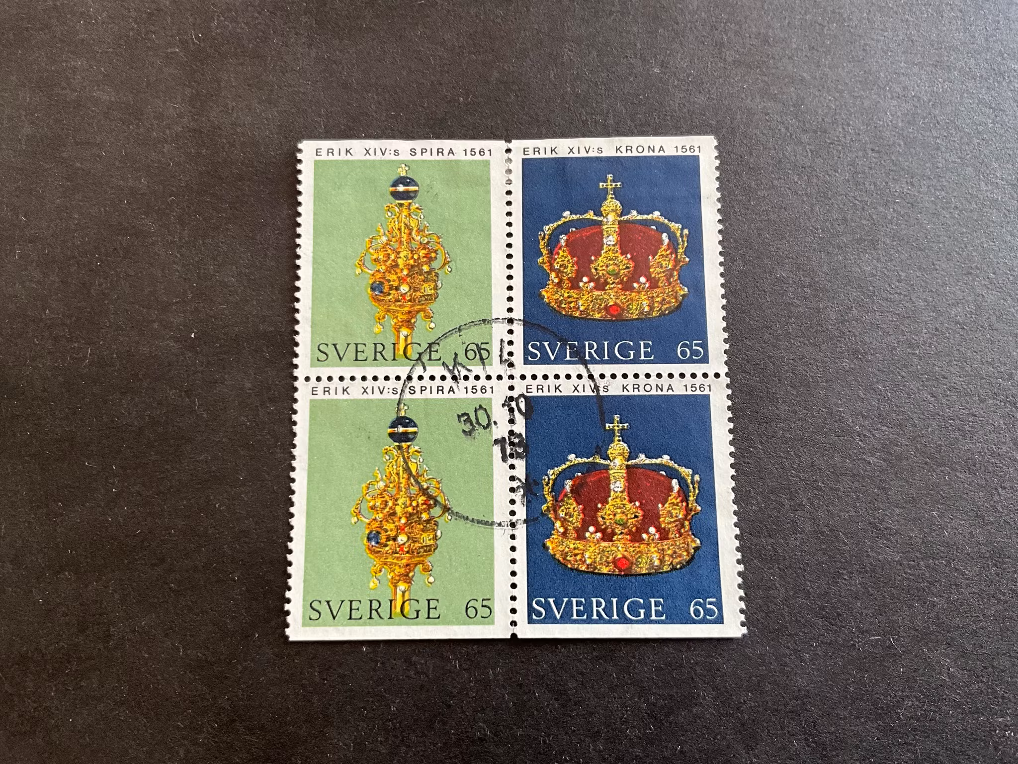 Riksregalierna facit nr 741+742 BB i stämplat 4-block