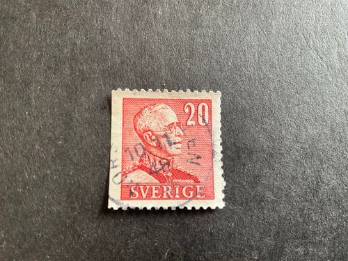 Gustaf V profil höger facit nr 276 B1 med dubbelprägling i SVERIGE