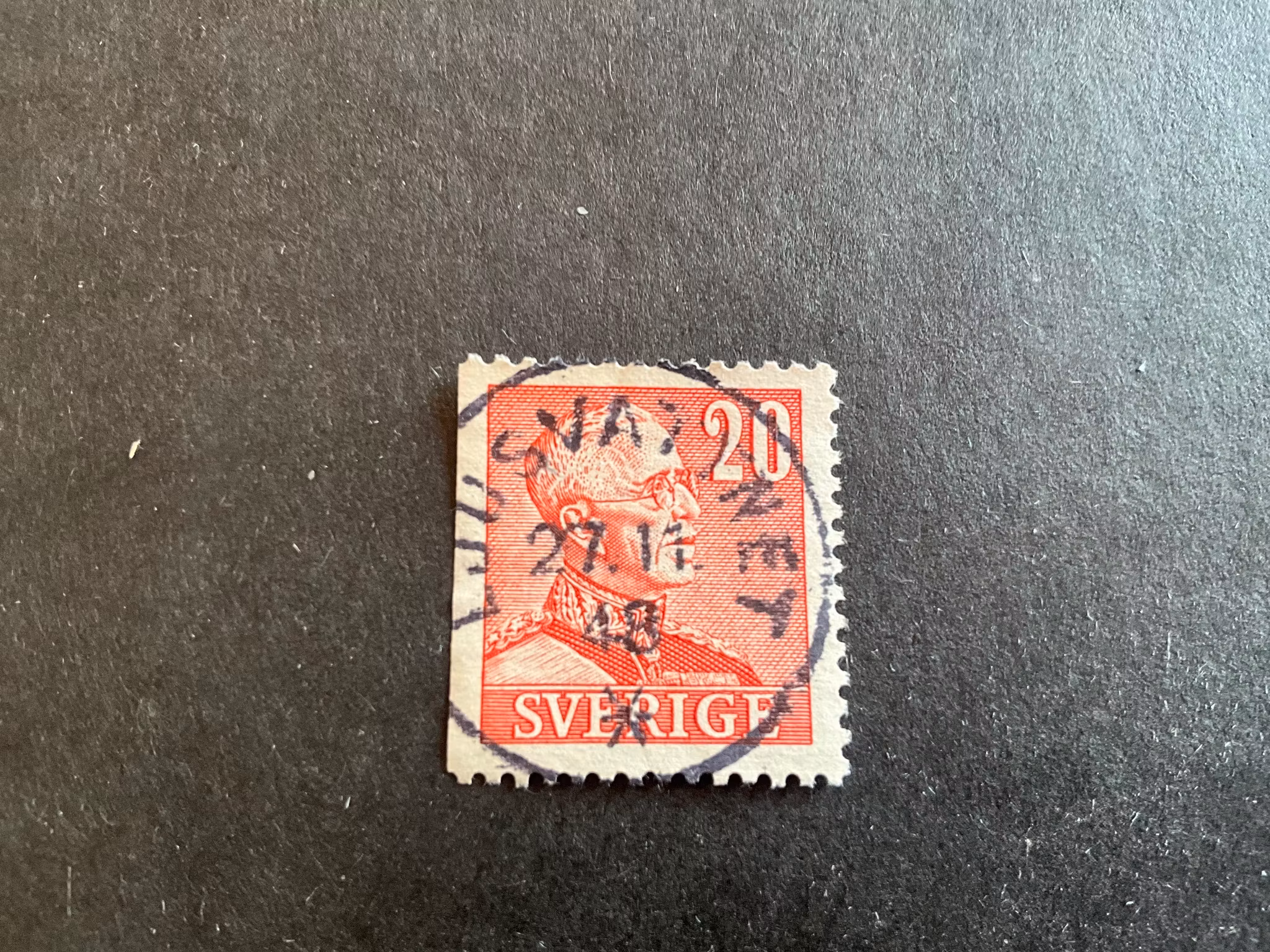 Gustaf V profil höger facit 276 B1 praktstämplat LJUSVATTNET