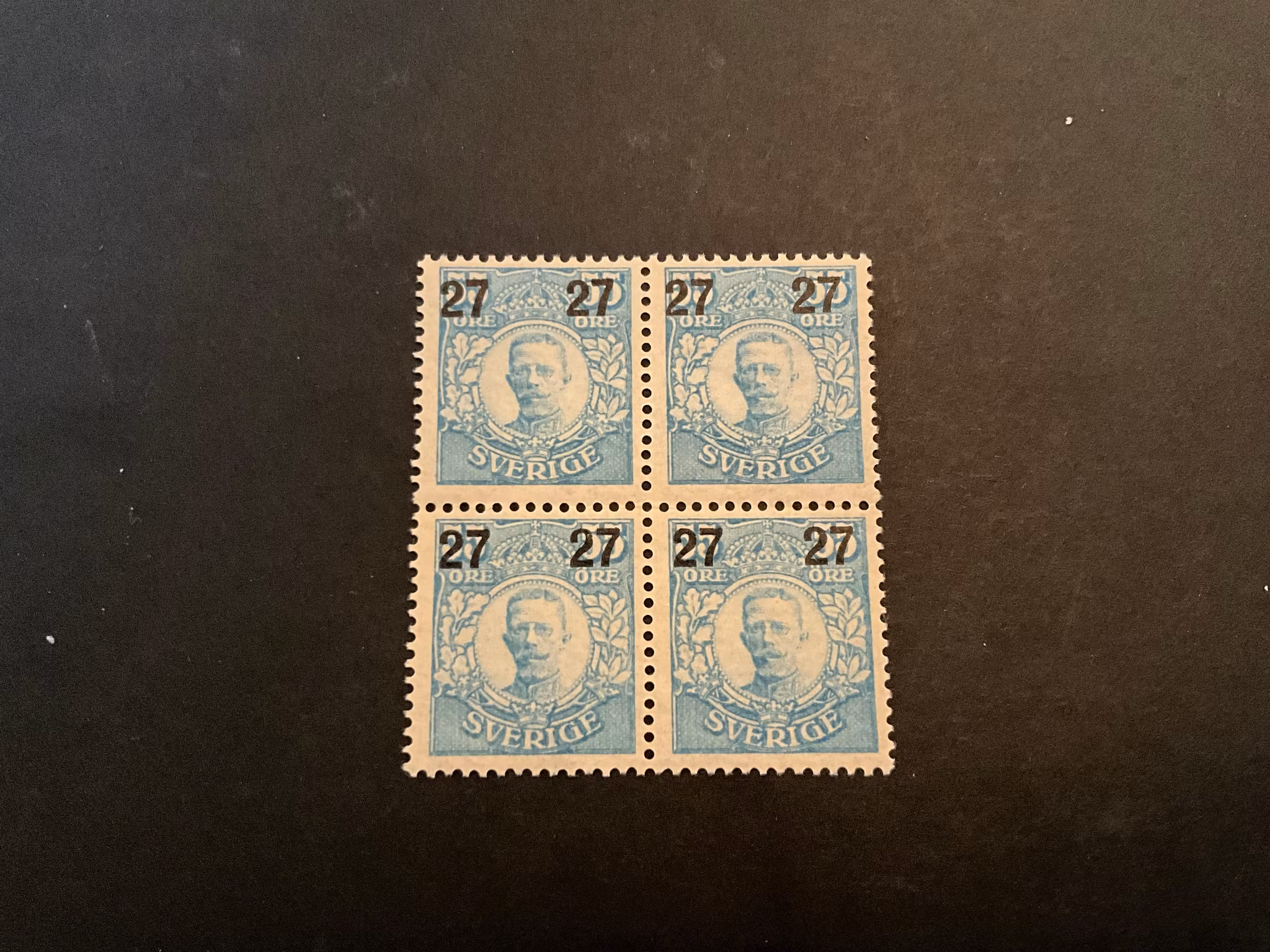 Gustaf V provisorier facit nr 102 postfriskt 4-block
