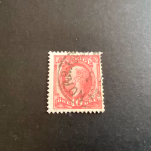 Oscar II facit 45 med den översta ytterramen prickad