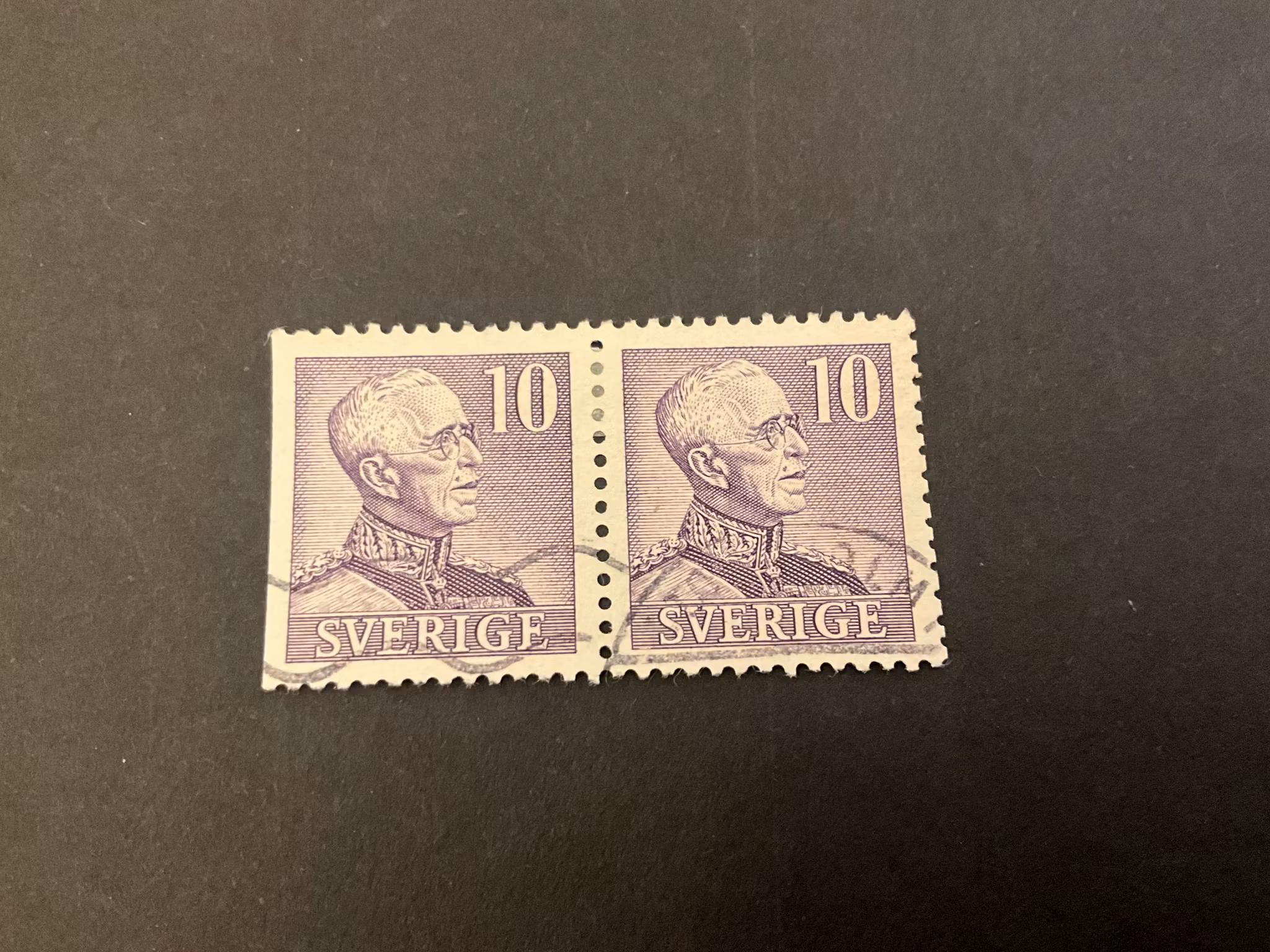 Gustaf V profil höger facit 273 BC stämplat par