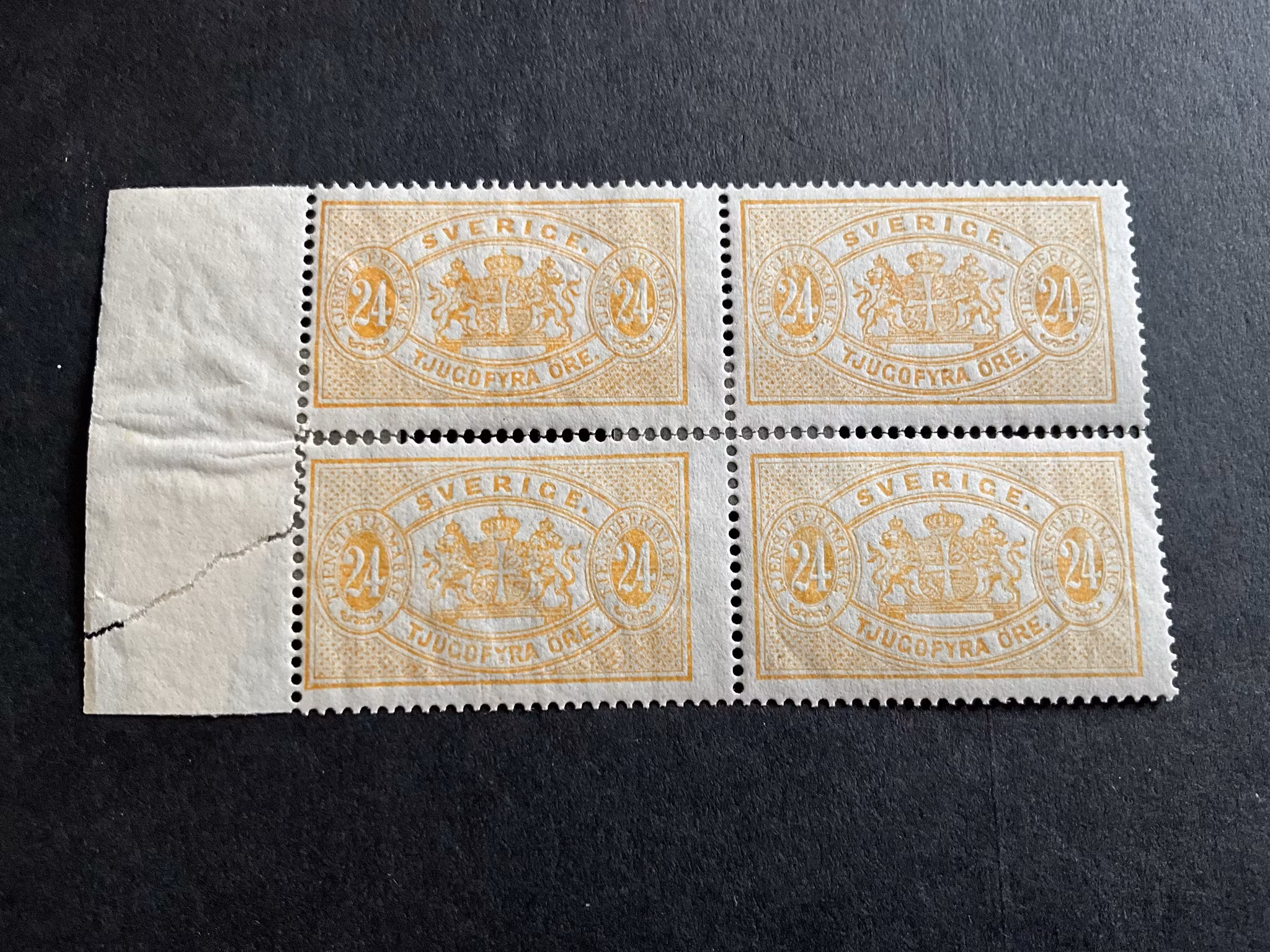 Tjänstefrimärke facit TJ 20 ostämplat 4-block , blocket är tyvärr lite delat
