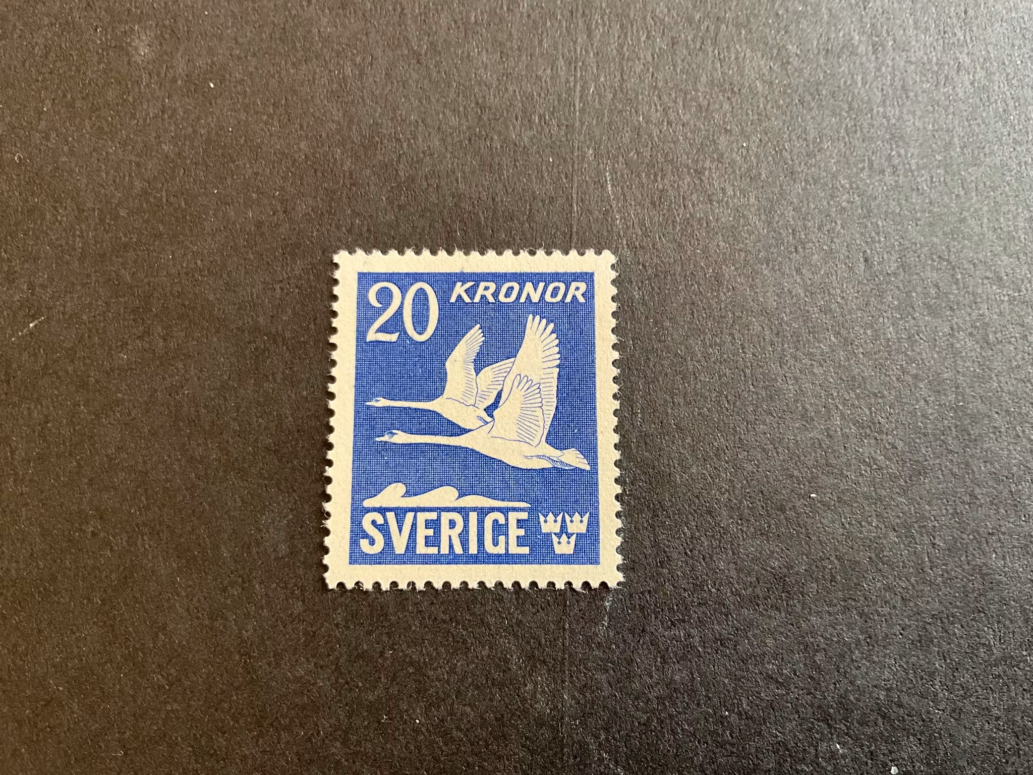 Flygande svanar facit 337 C postfriskt märke