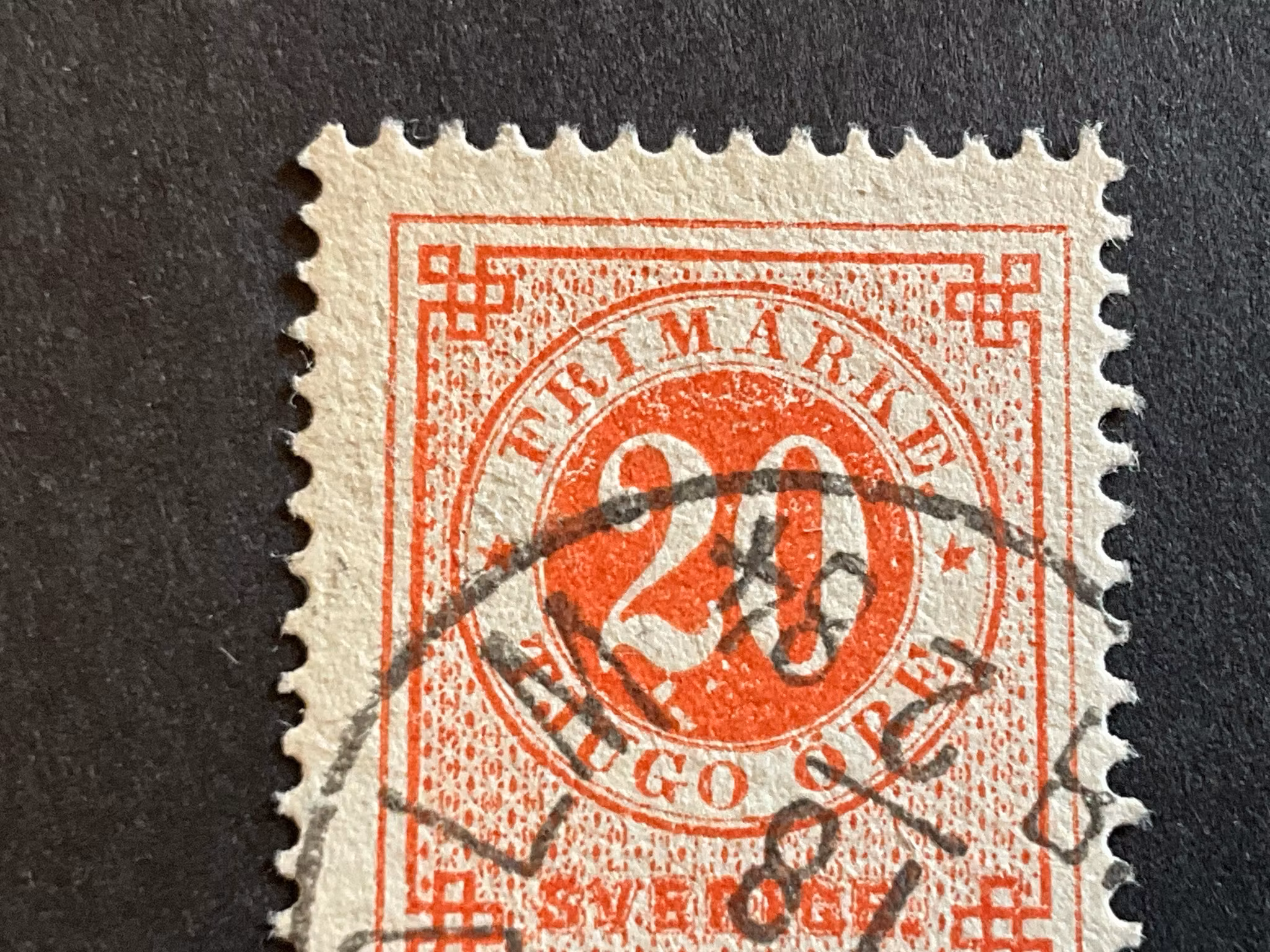 Ringtyp T 13 facit 33 med vita fläckar i ring