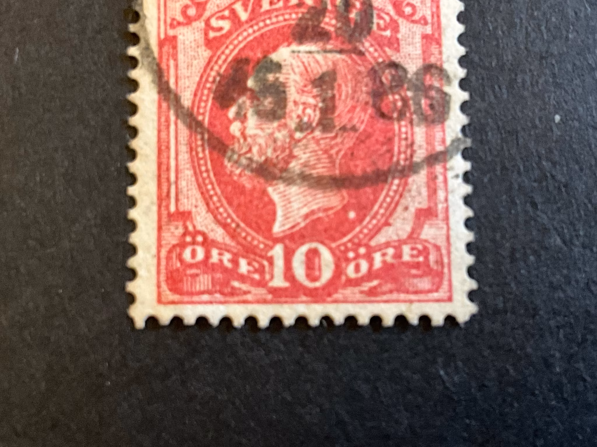 Oscar II facit 39 med vit punkt under halskragen