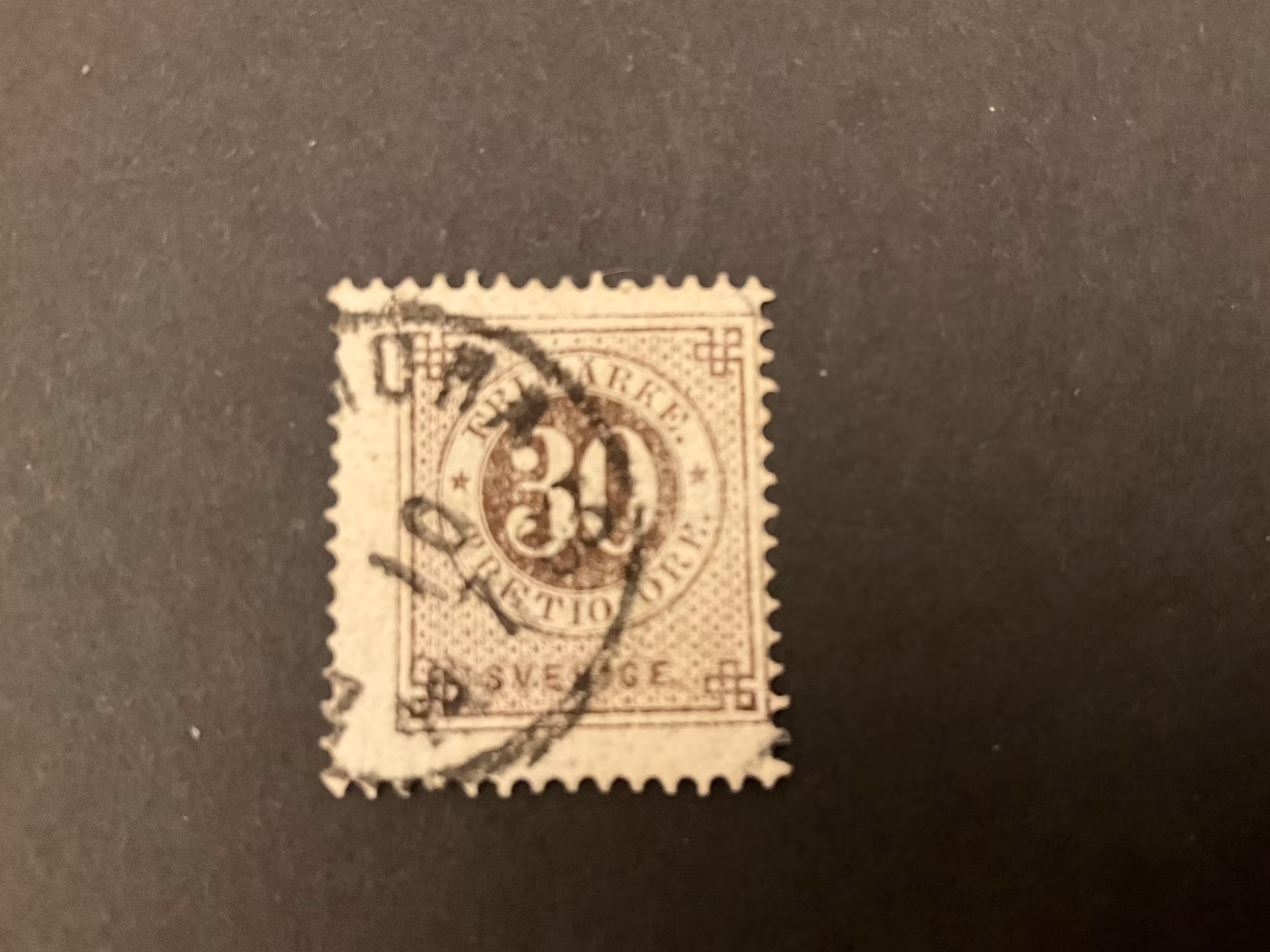 Ringtyp facit nr 35 stömpkat med bruten ytterram uppe