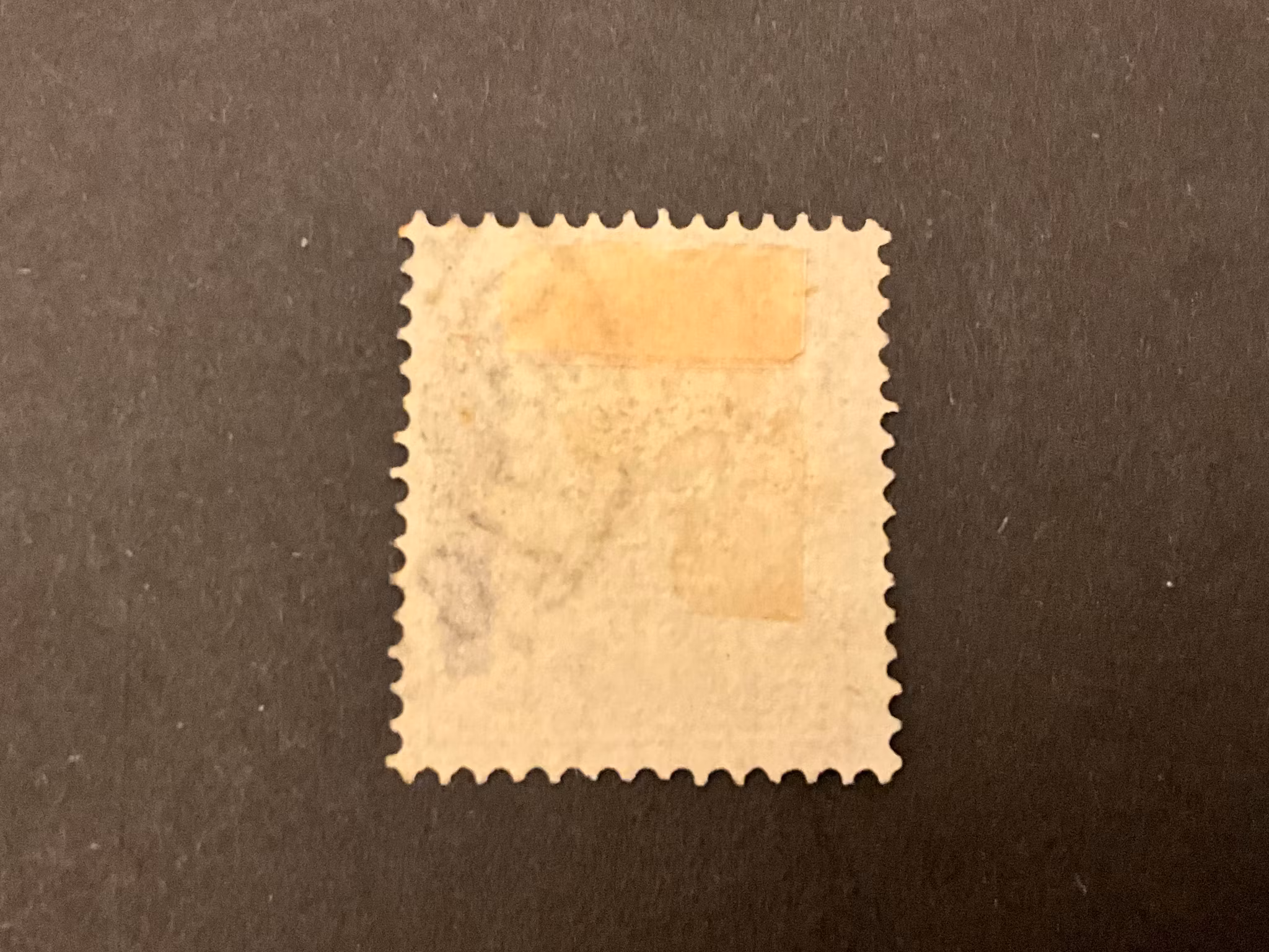 Ringtyp facit nr 34 stämplat med färglinje i vänster marginal