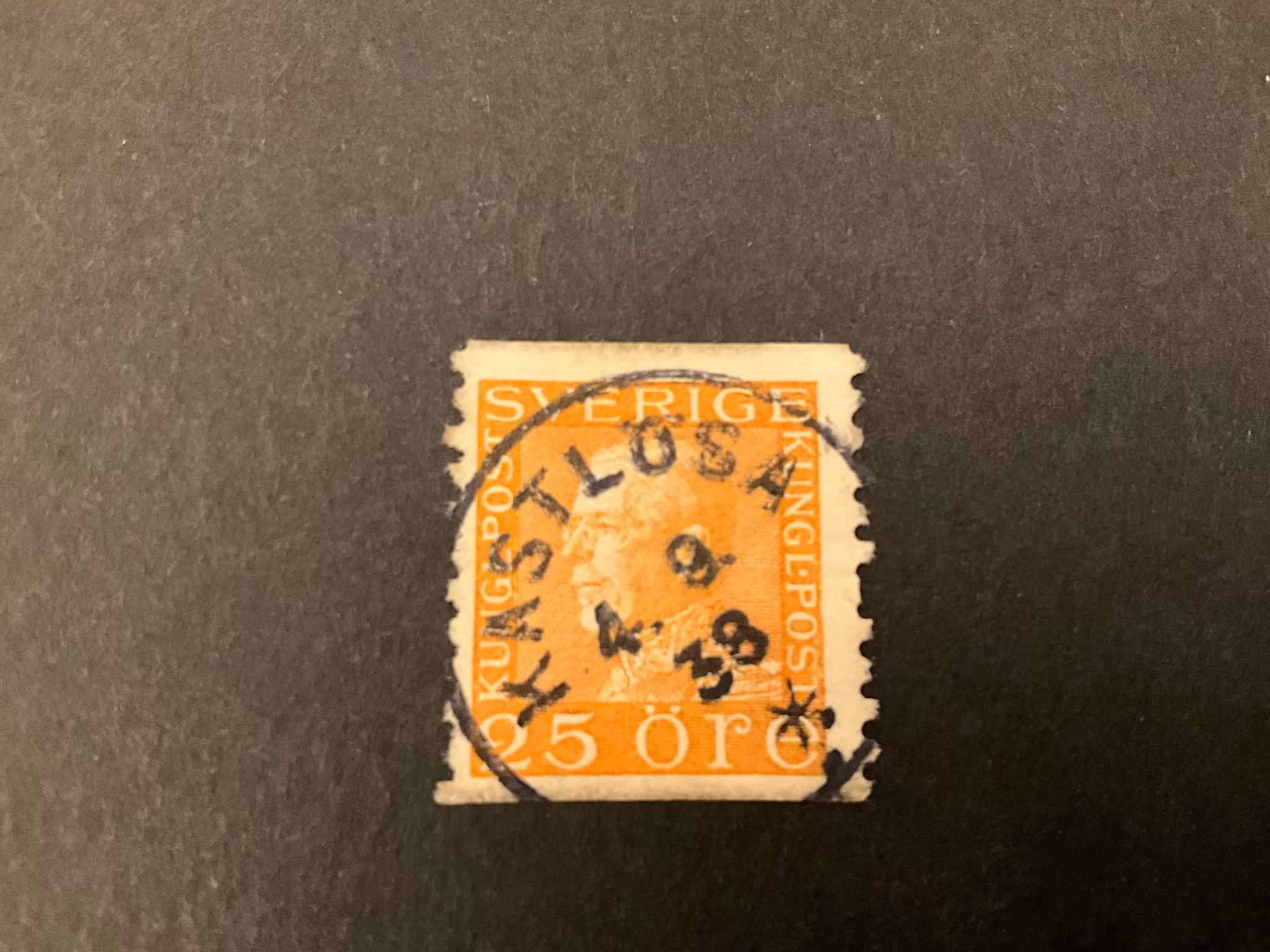 Gustaf V profil vänster facit 184 praktstämplat KASTLÖSA