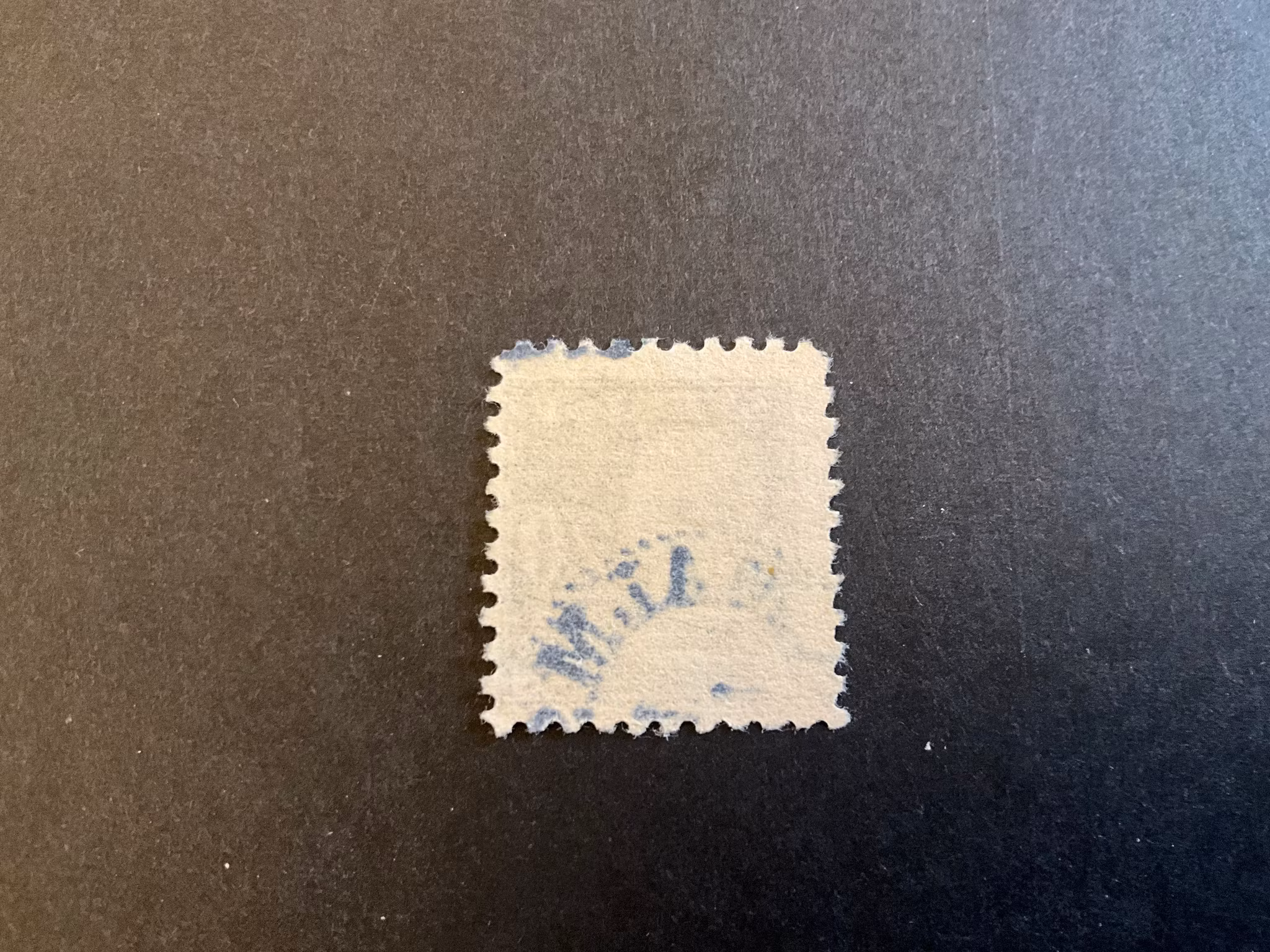 Gustaf V en face facit 151 C stämplat märke