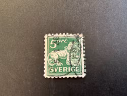 Stående lejon facit 143 C med lödskarvslinje