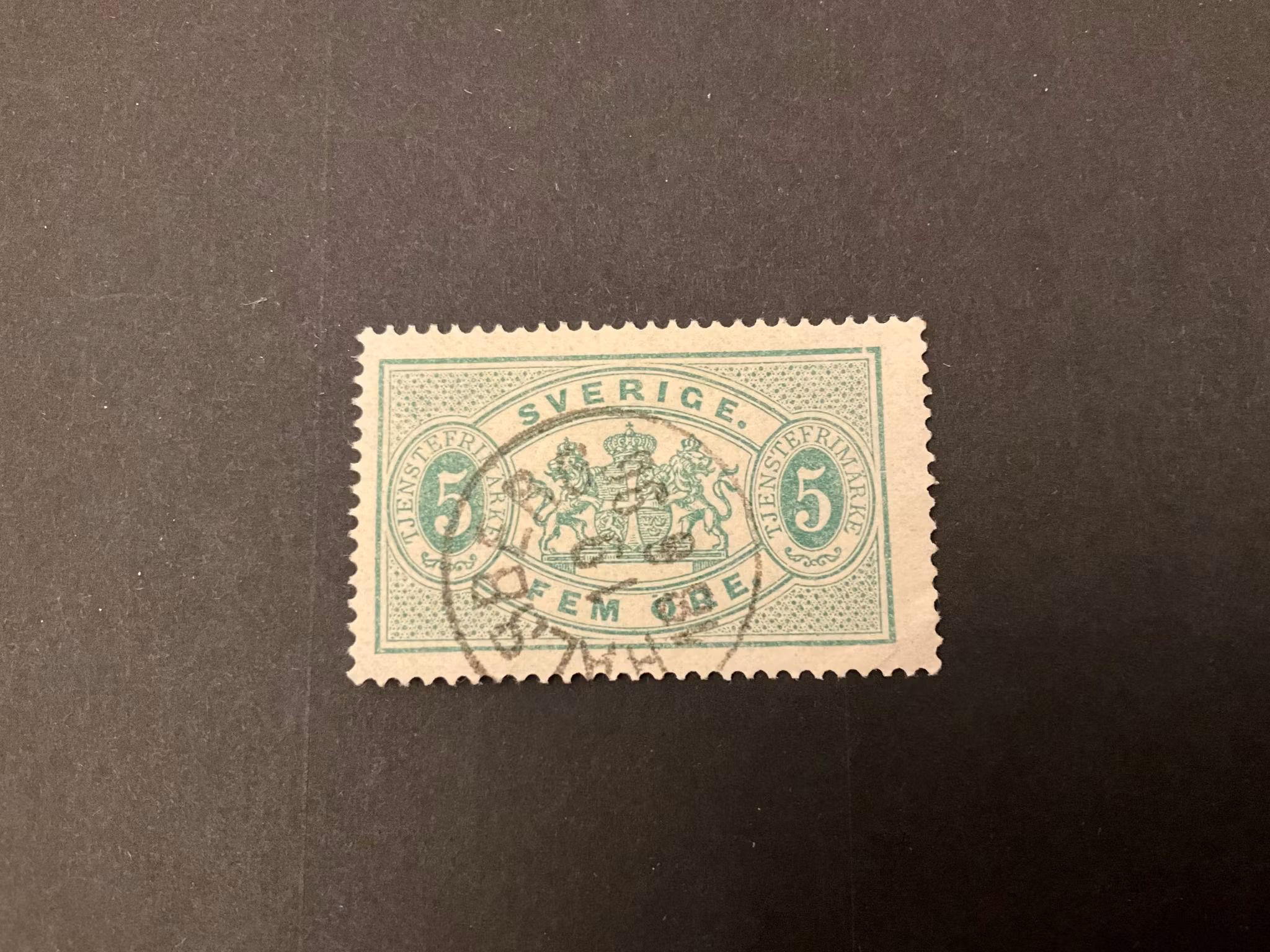 Tjänstefrimärke facit TJ 14 stämplat med brott i övre ram