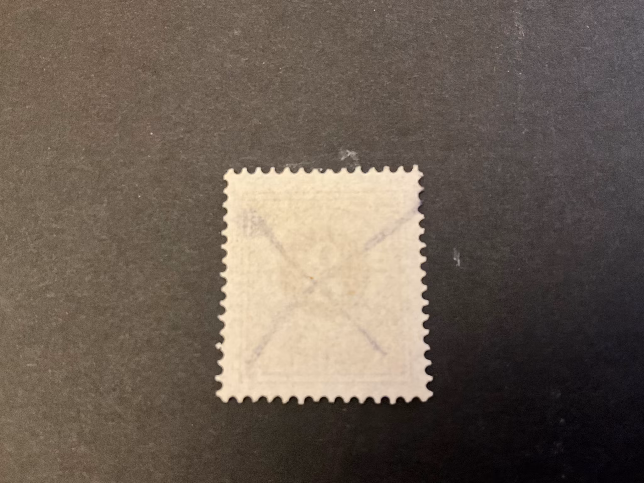 Ringtyp T 13 facit 28 bläckmakulerat märke