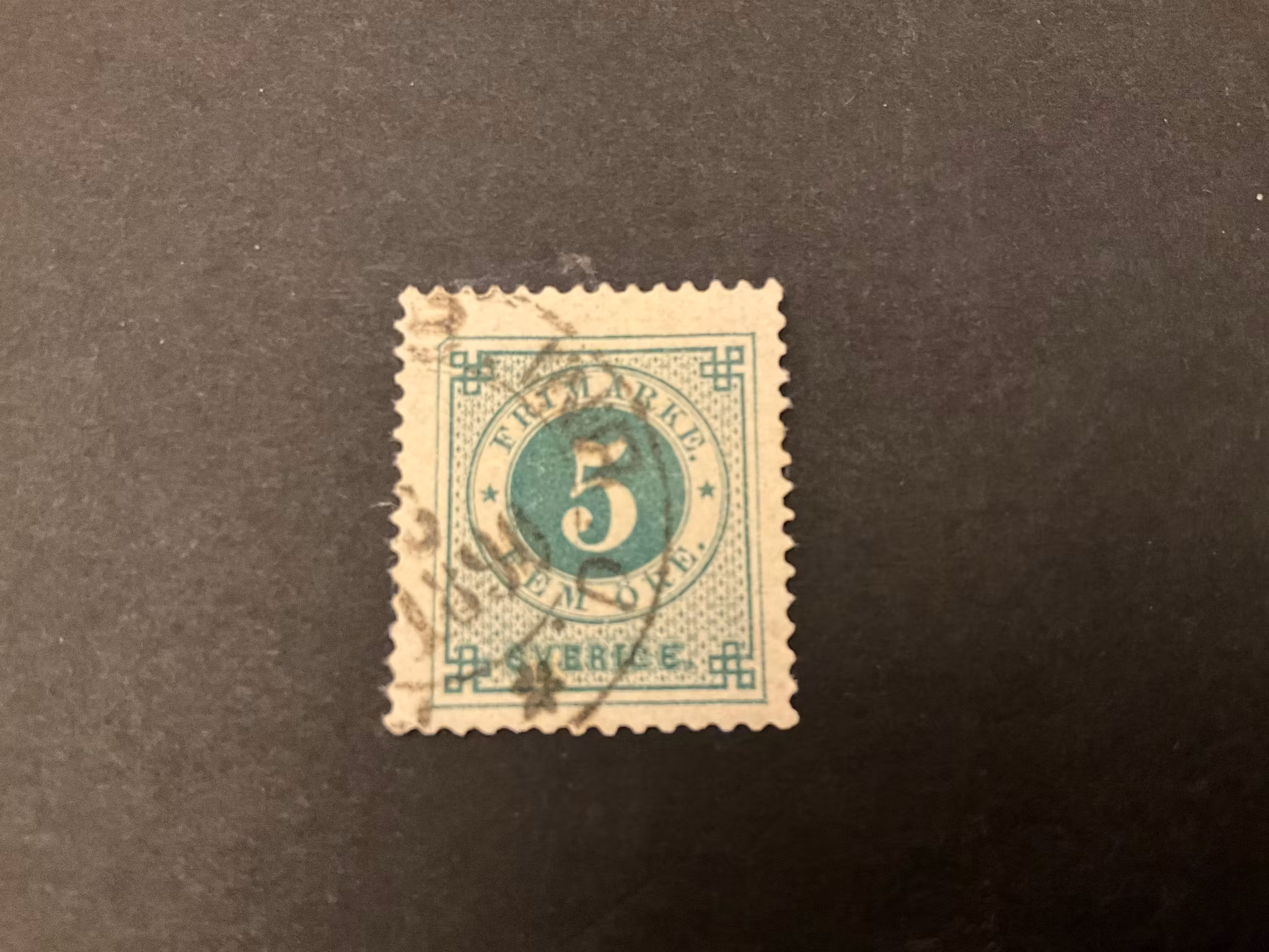 Ringtyp PH facit 43 stämplat med stukad hörna