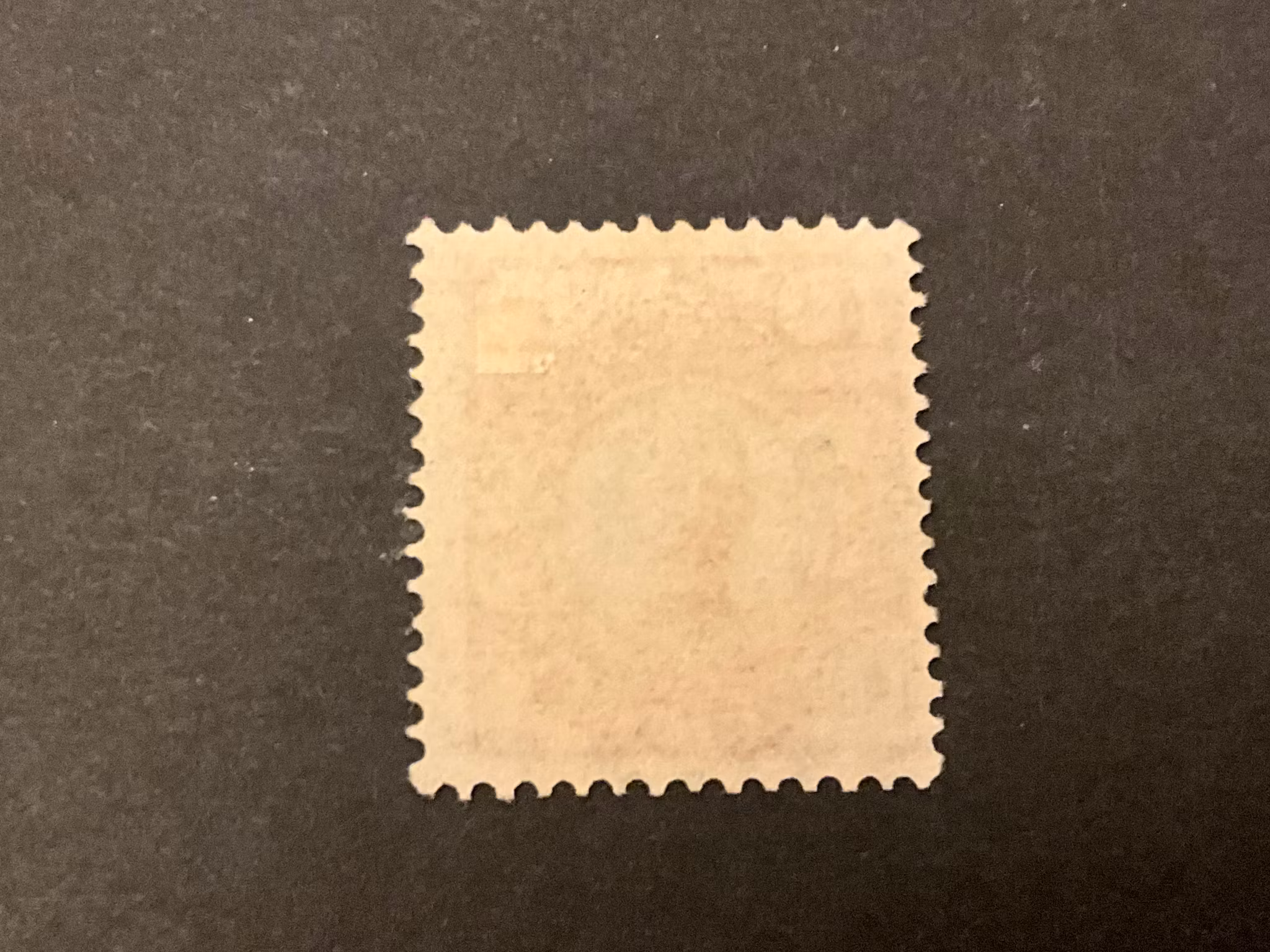 Gsuatf V facit 82 med streck mellan E och R i Sverige