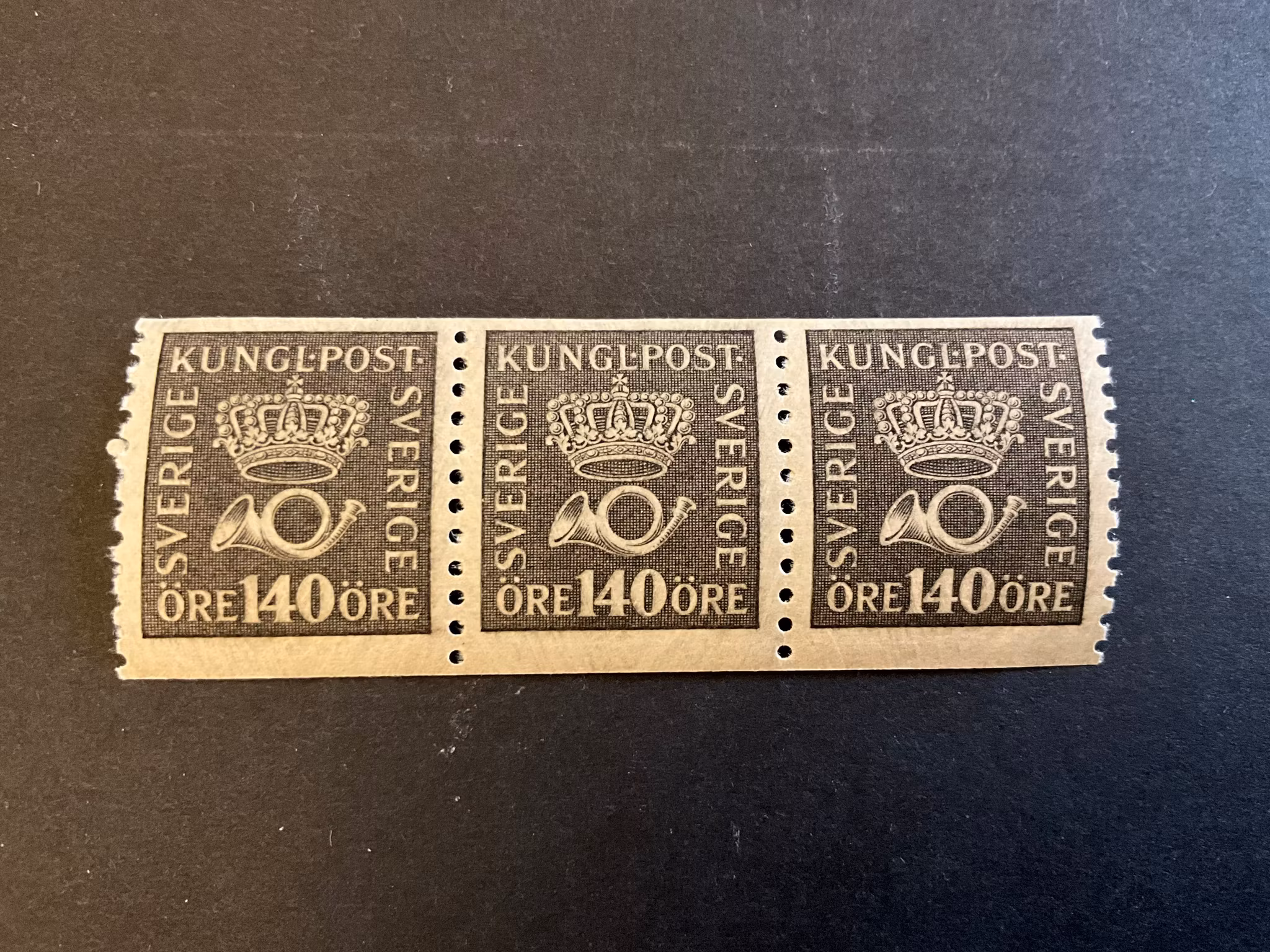 Postemblem facit 173 postfriskt 3-strip