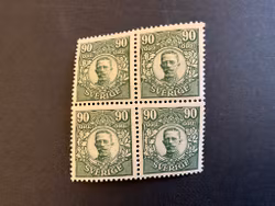 Gustaf V i medaljong facit 95 postfriskt 4-block