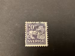 Stående lejon facit 145 C stämplat med lödskarvslinje