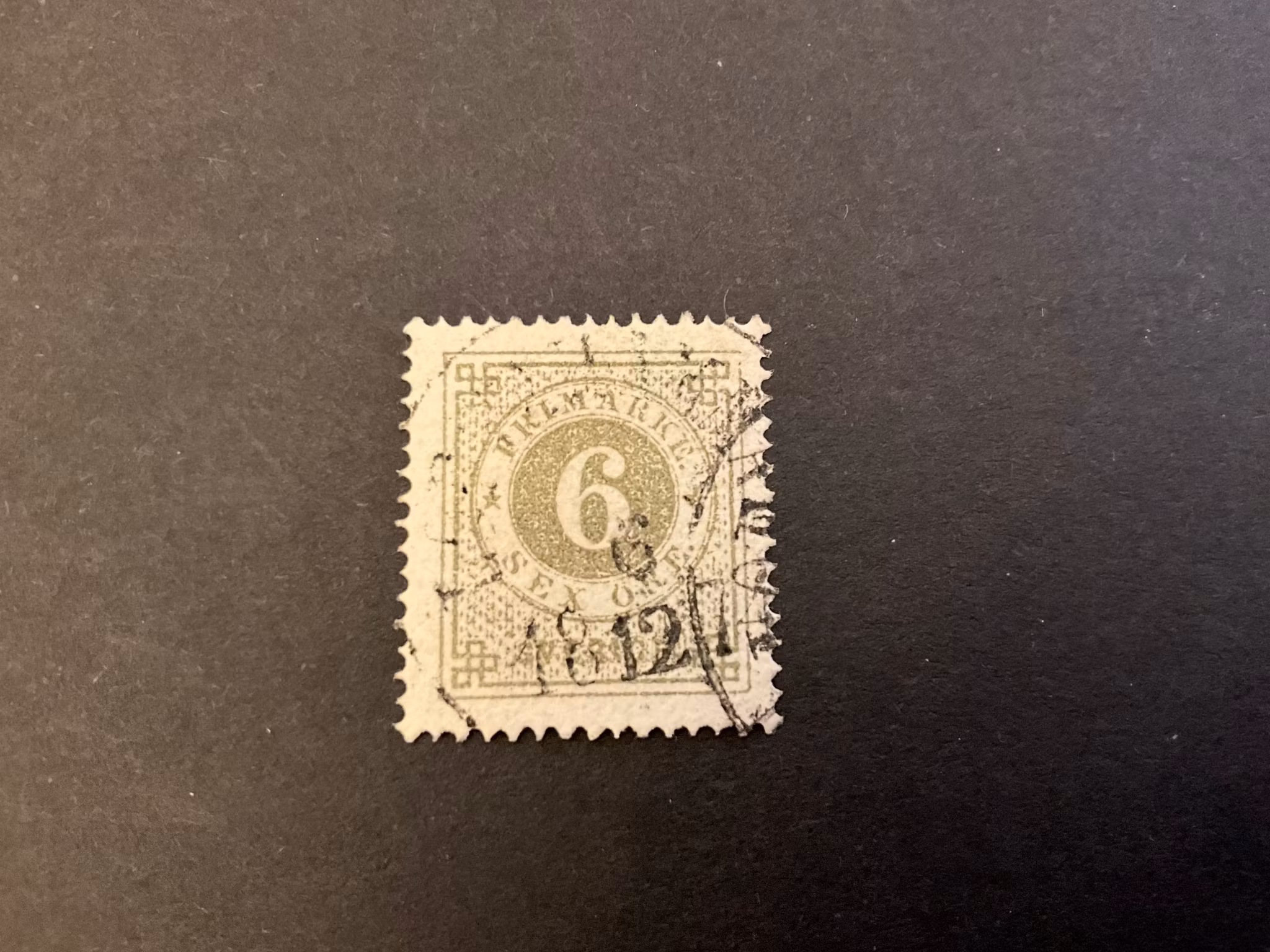 Ringtyp T 14 facit 20 g ? V9 stämplat med kartongpapper