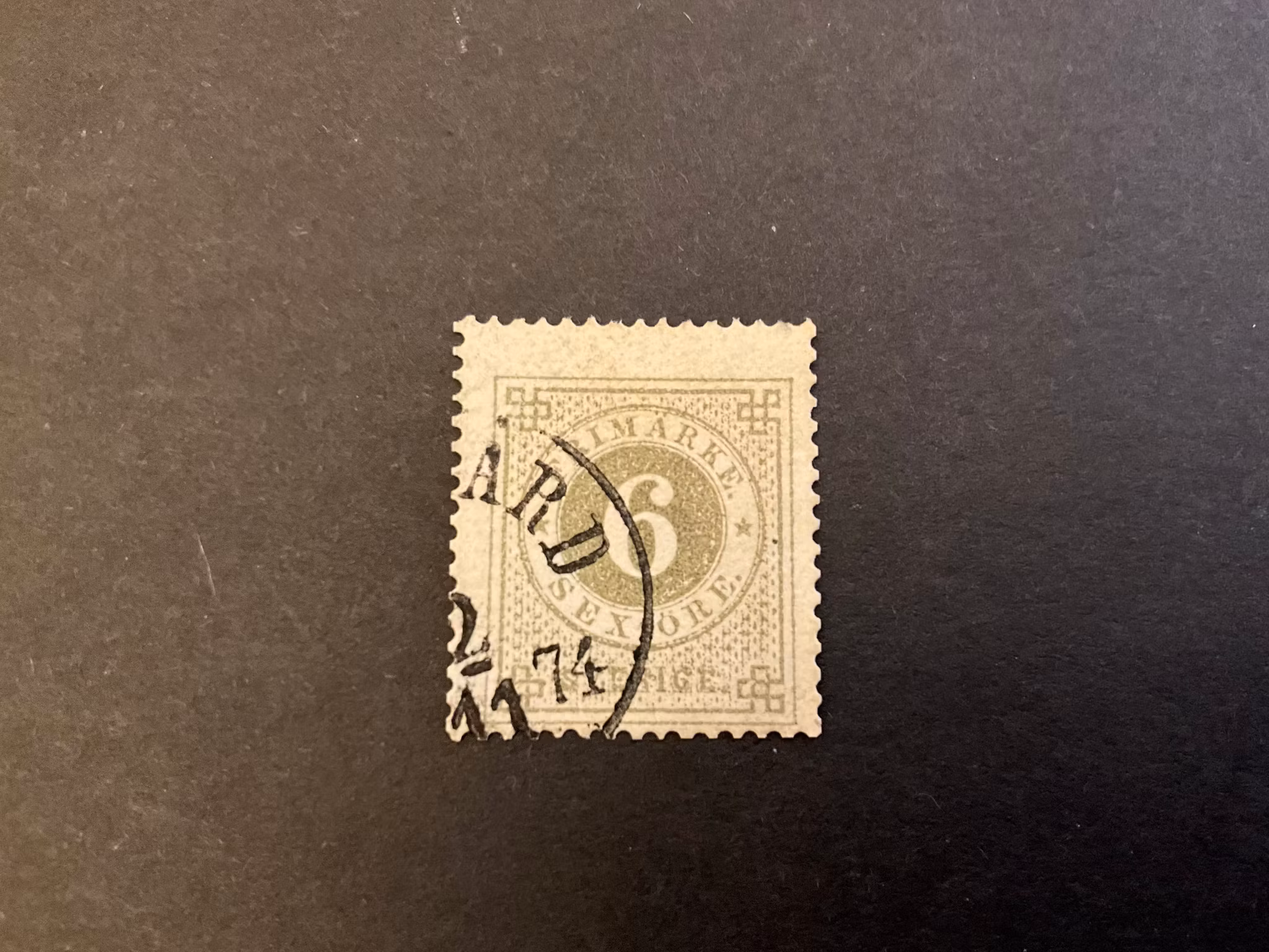 Ringtyp T 14 facit 20 f ? V9 stämplat märke