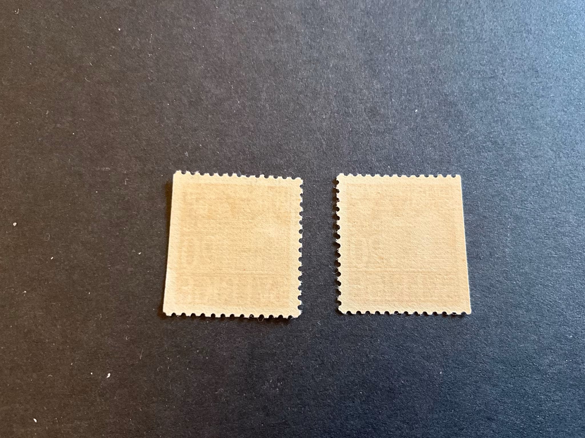 Lunds domkyrka facit 366 B1 och B2 postfriska märken.