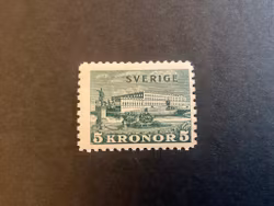 Stockholm slott I facit 233 b , vitt papper, postfriskt märke