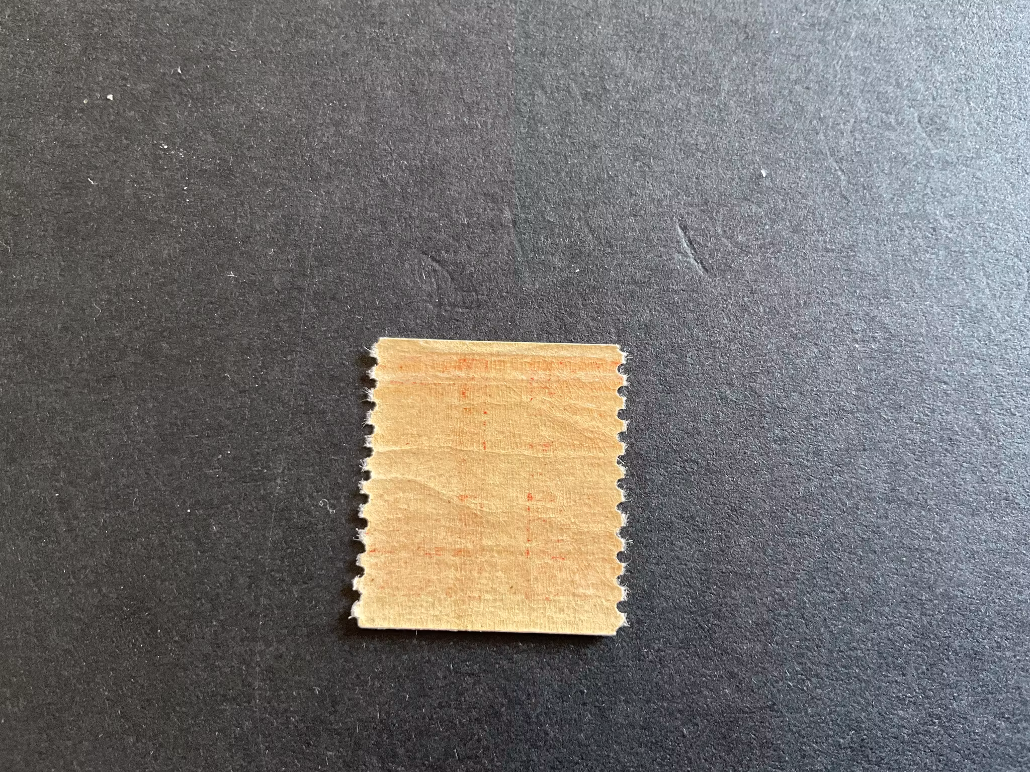 Gustaf V profil vänster facit 180 b karminaktigt röd postfriskt märke