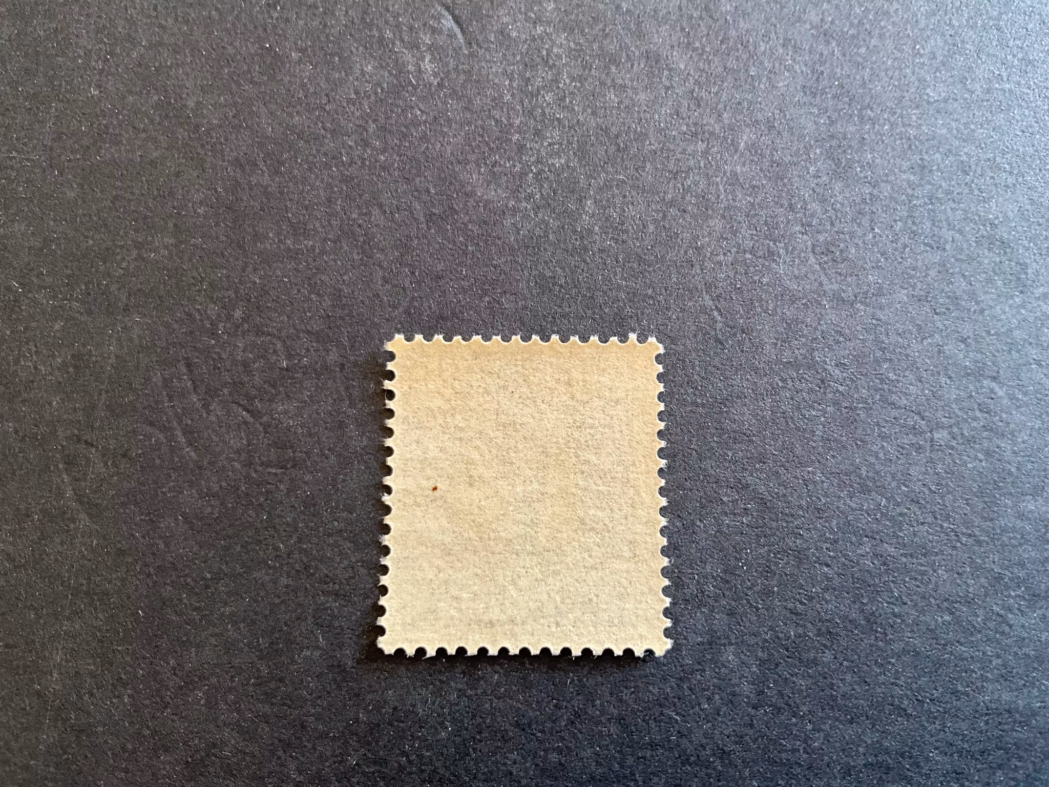 Gustaf V i medaljong facit 91 postfriskt märke