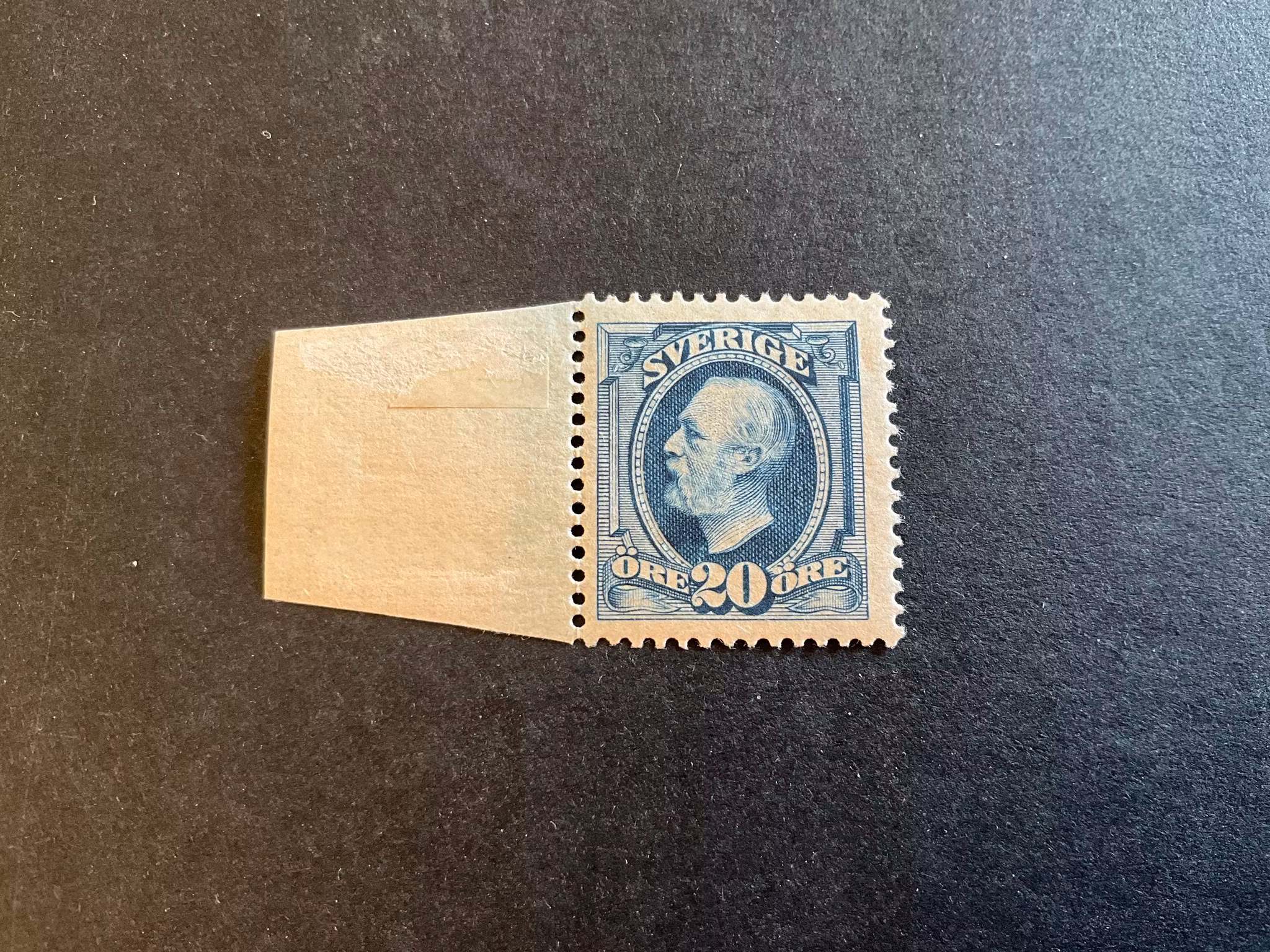 Oscar II facit 56 a , ultramarinaktigt blå, postfriskt märke