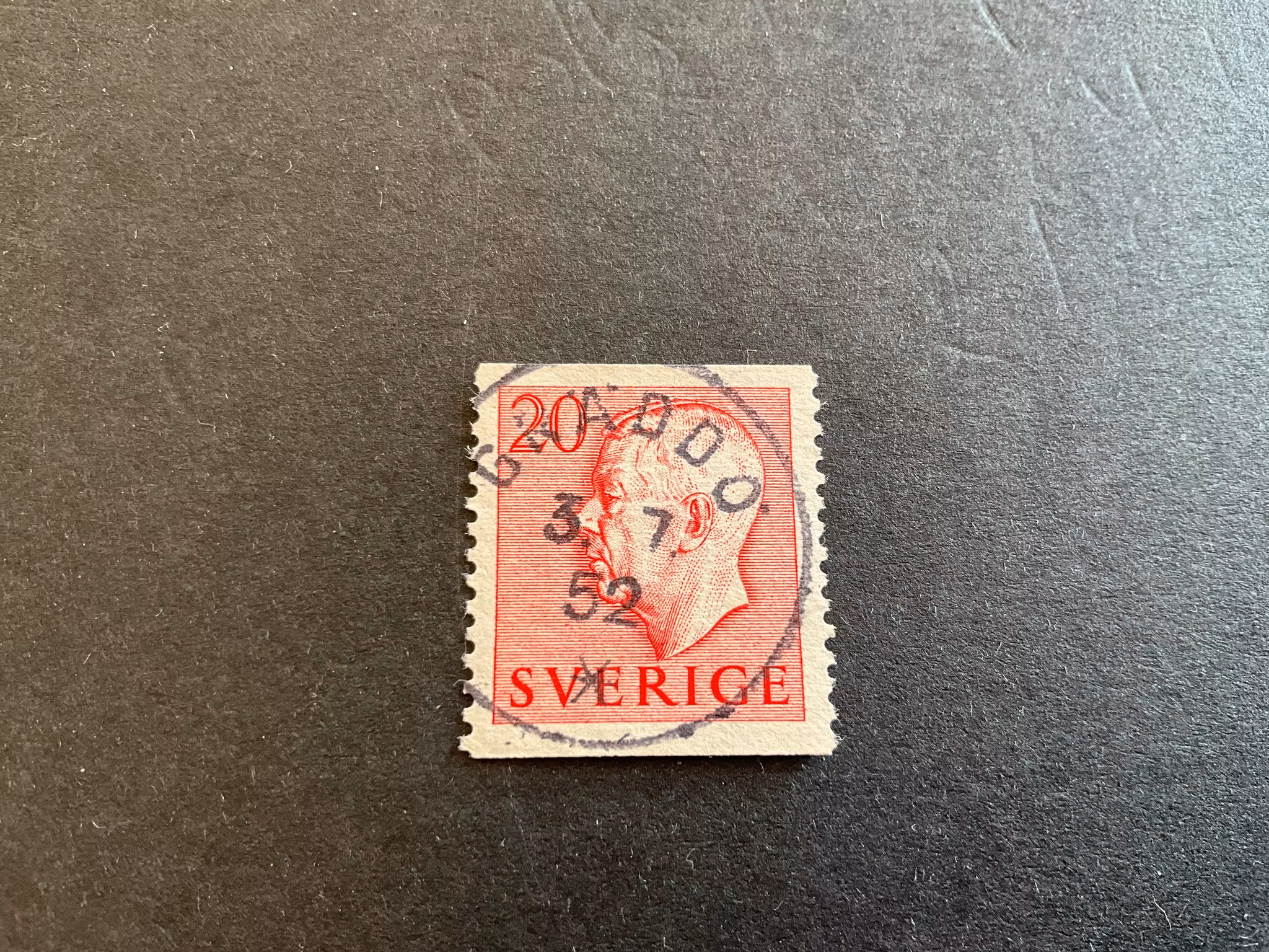 Gustaf VI Adolf facit 402 lyxstämplat GRÄDDÖ