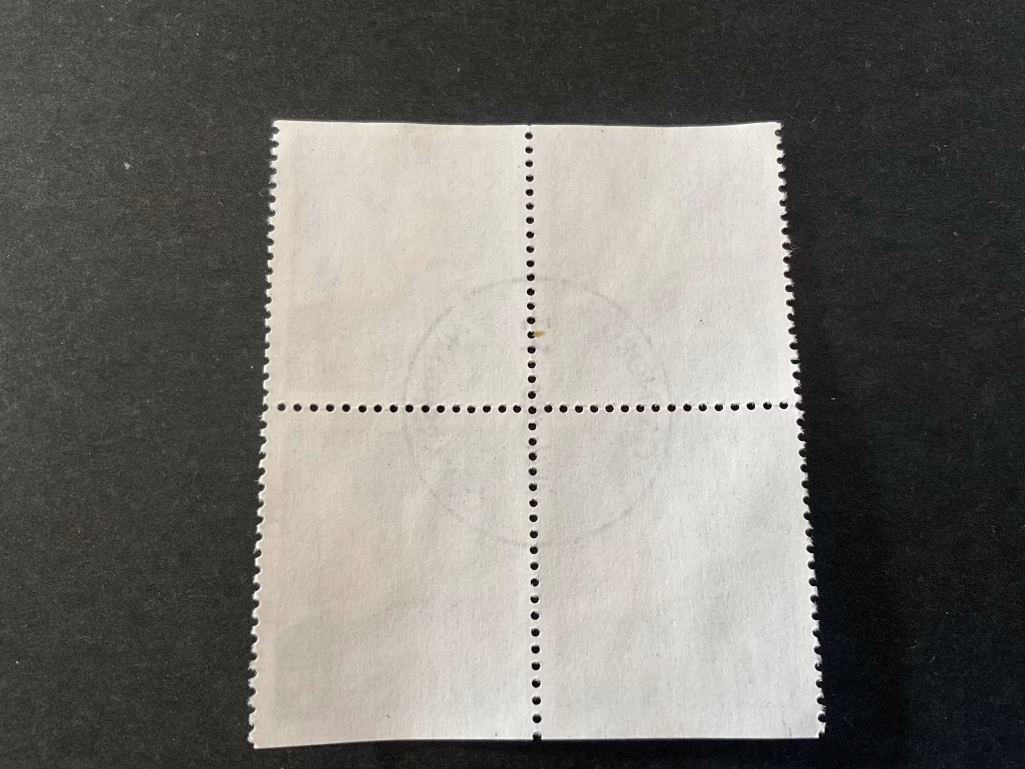 Svanar facit 337 BB i stämplat 4-block
