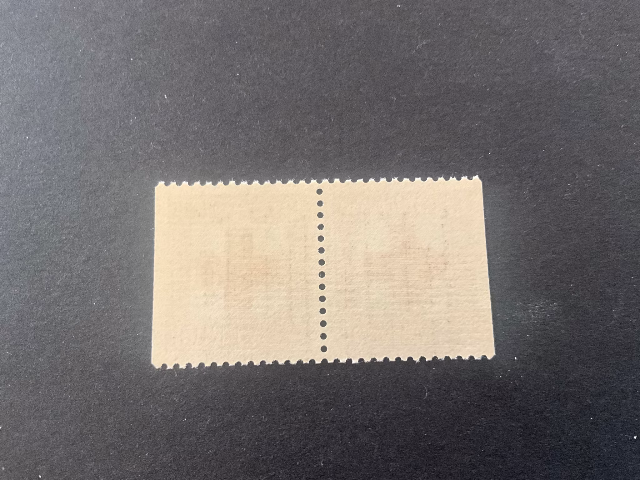 Svenska röda korset facit 358 BB postfriskt par