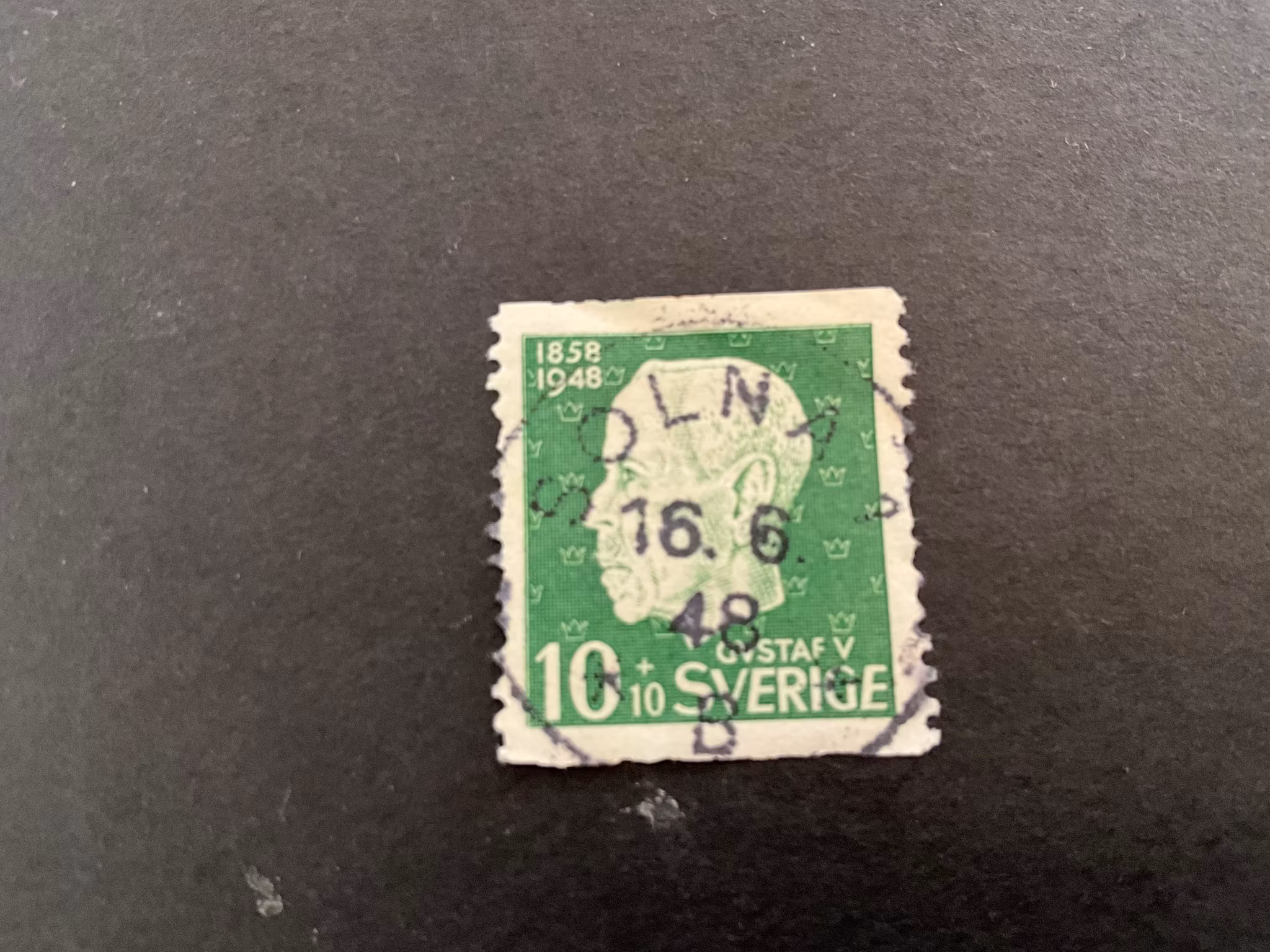 Gustaf V 90 år facit 382 A praktstämplat SOLNA 1