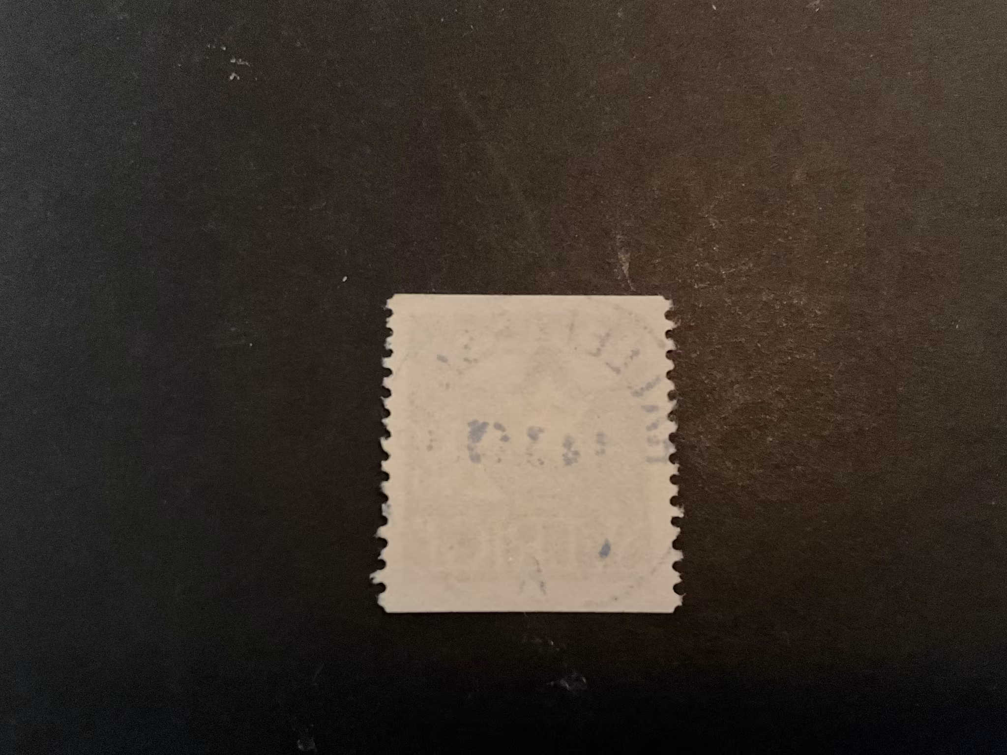 Tre kronor facit 313 praktstämplat HÄLLEFORSNÄS , lite suddig stämpel
