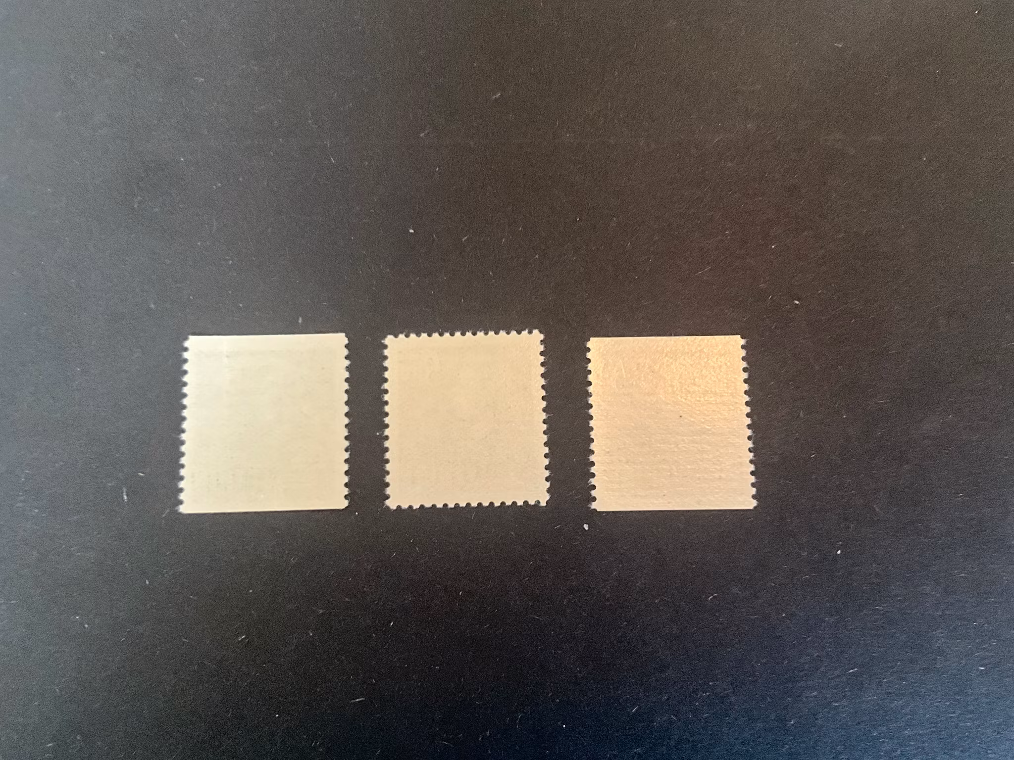 Bellman facit 324 A, 324 C och 325 postfriska märken