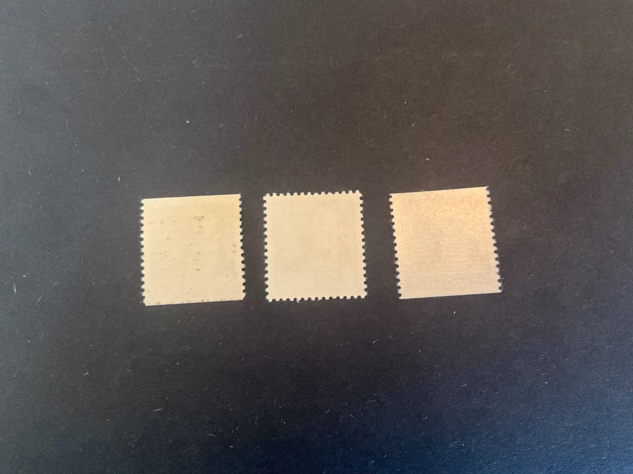 Ling facit 318 A, C och 319 postfriska märken