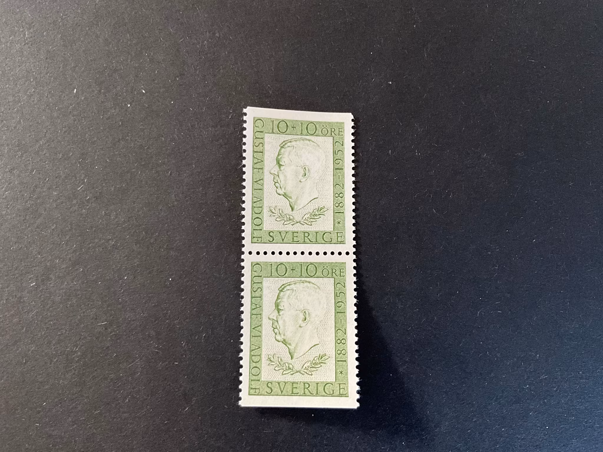 Gustaf VI Adolf 70 år facit 442 BB postfriskt par