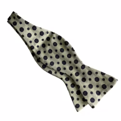 Floral Silk/Cotton Bow Tie - Citrus/Navy Blue