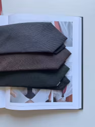 Solid Wool/Silk Tie - Green