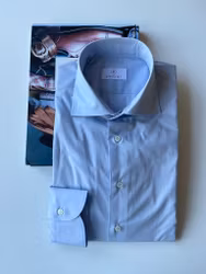 Enfärgad Skjorta Poplin - Cutaway - Blekt Ljusblå