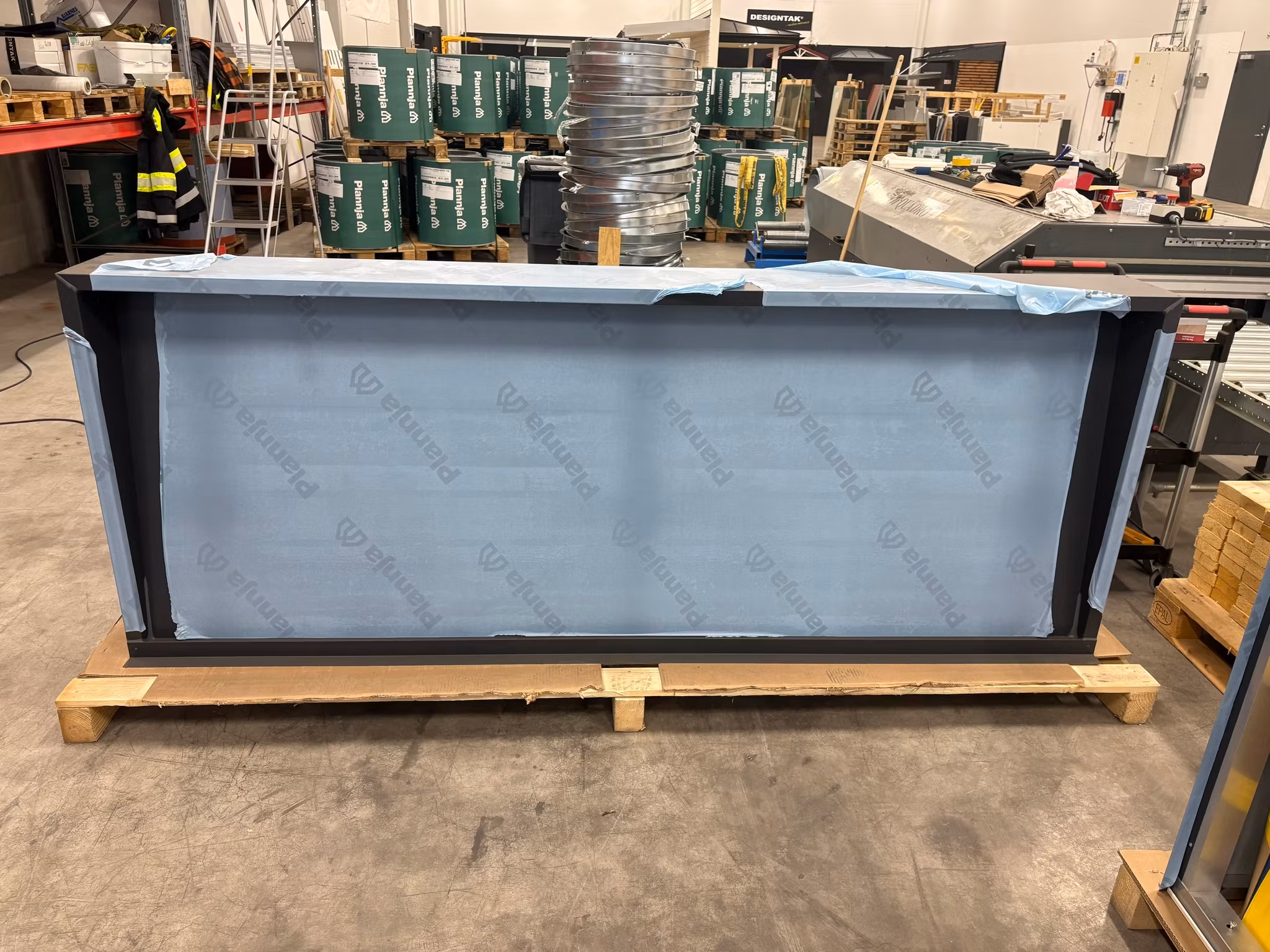 Box Classic 2500X960mm Grafitgrå (RAL:7016)