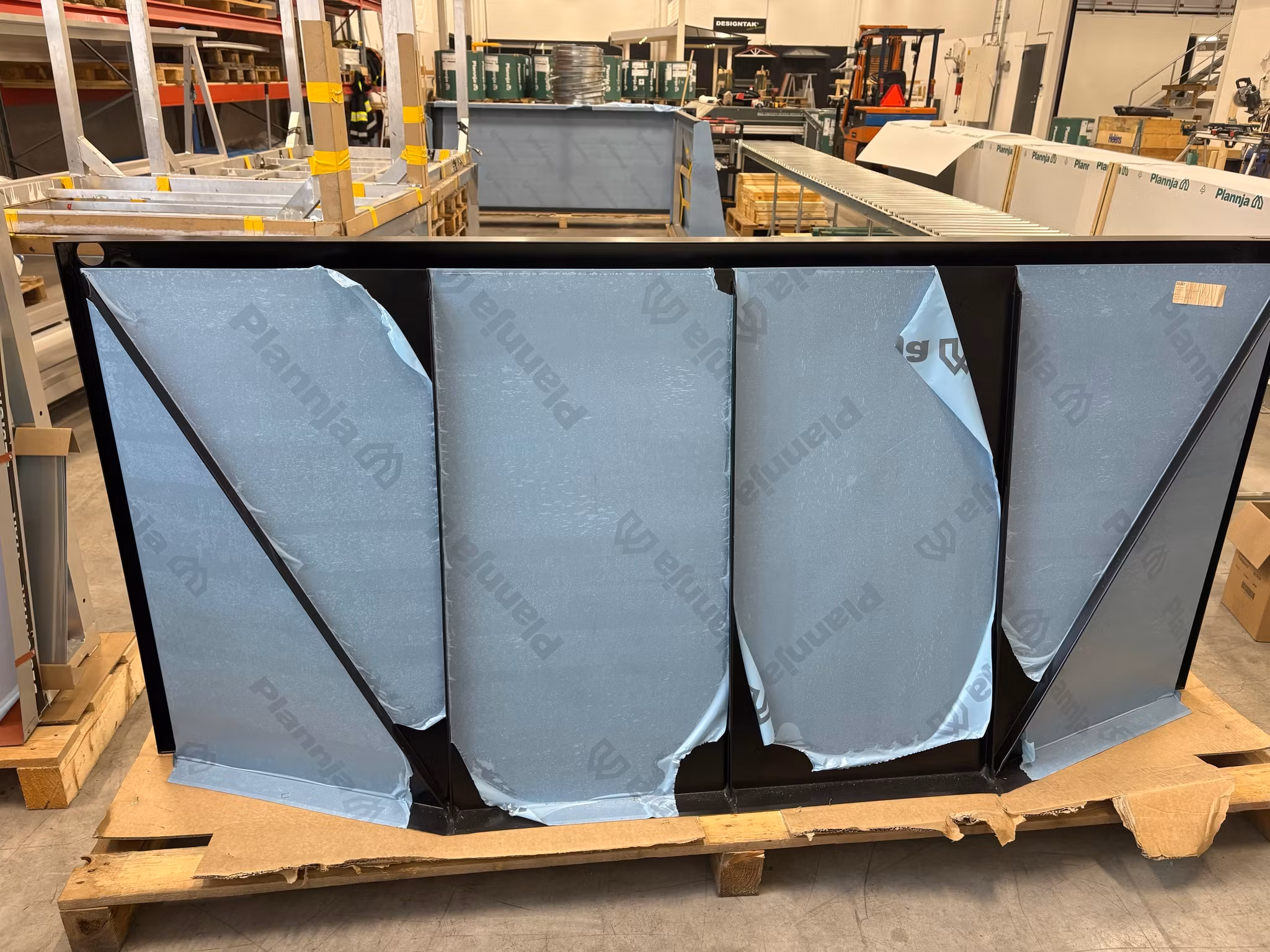 Hipped 2100X955mm Svart (RAL:9011)