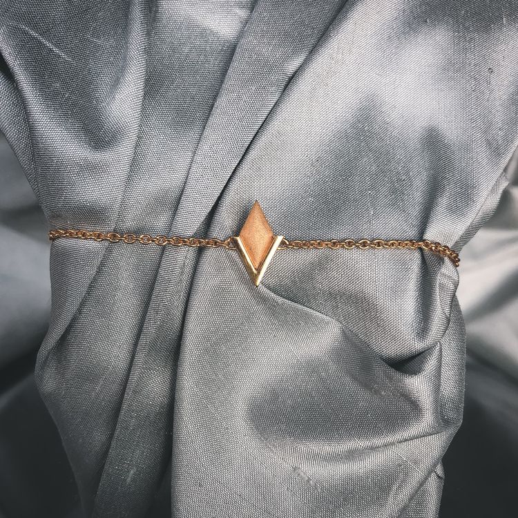 PIL. Armband litet, guld