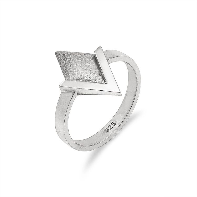 PIL. Ring, vit rhodium