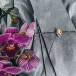 PIL. Armband litet, mixad