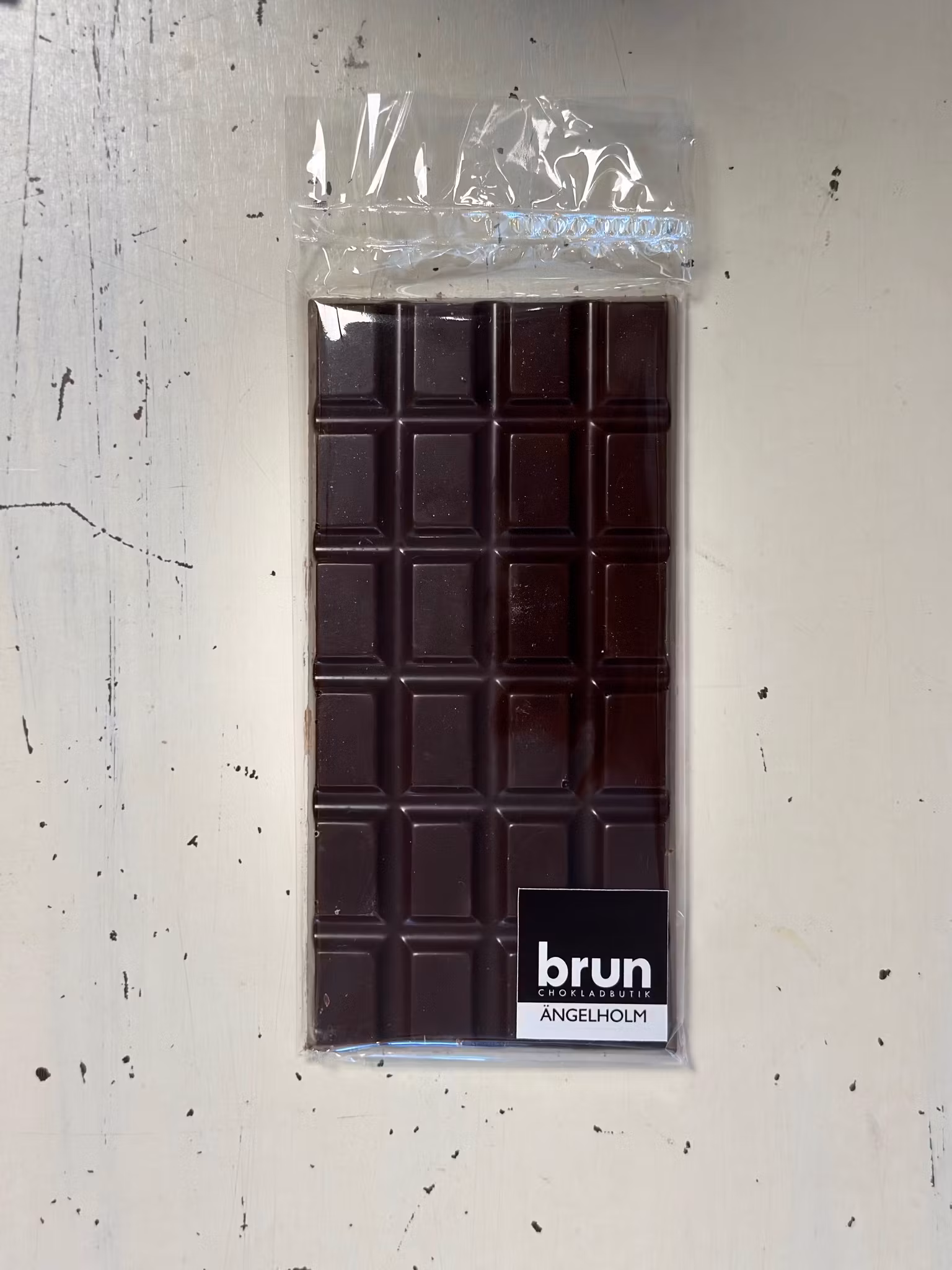 Vår egen: Mörk chokladkaka 60%