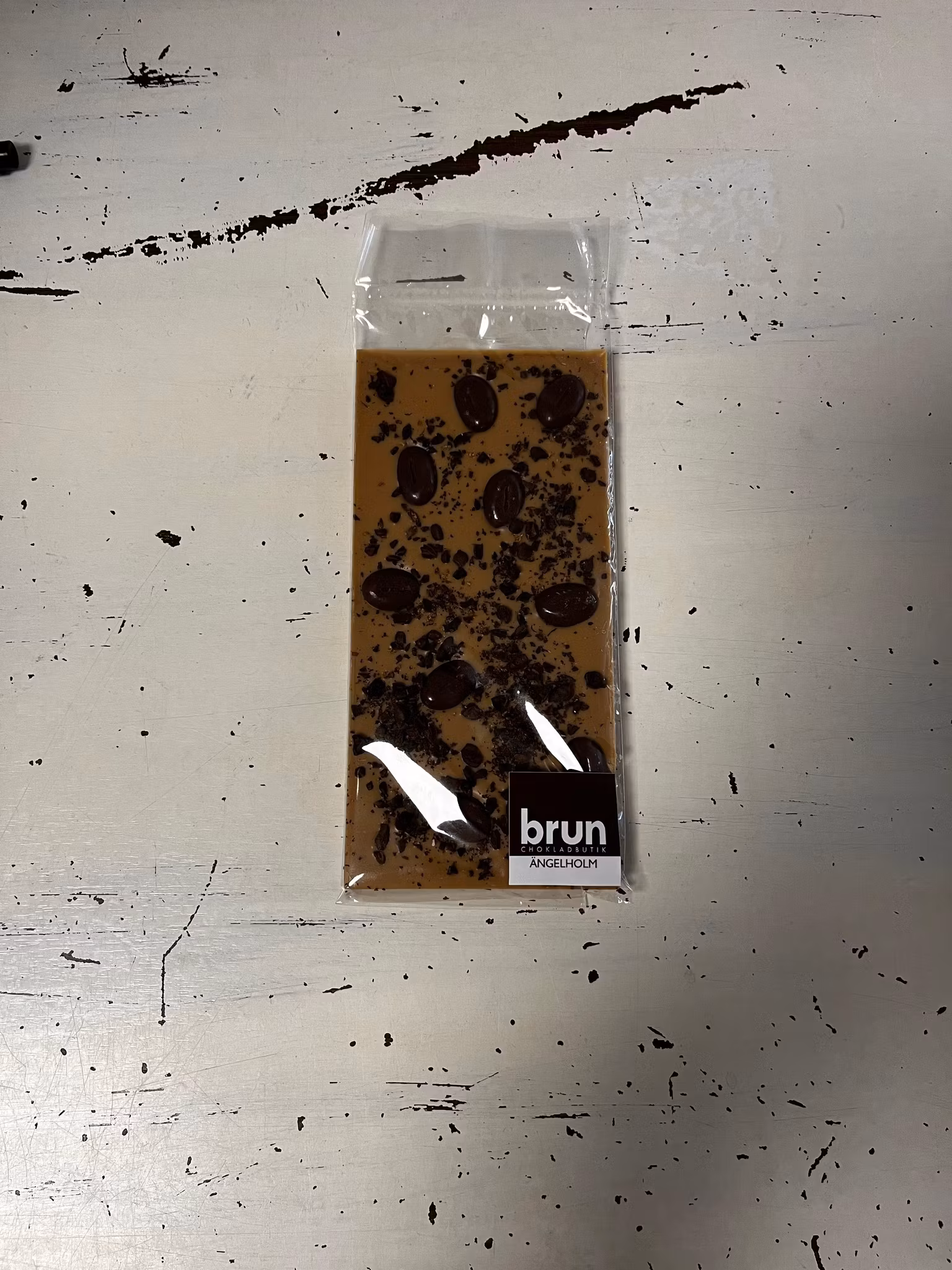 Vår egen: Vit choklad (Bionda) med kaffe