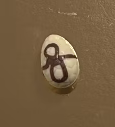 Ägg Vit med hasselnötscrunch (Innehåller NÖTTER)